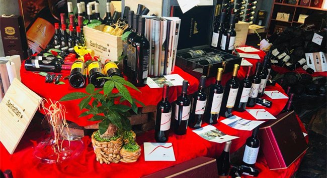 開(kāi)個(gè)葡萄酒專賣店賺不賺錢